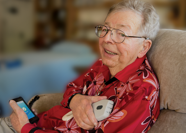 Patients use their Smartphones to transmit pacemaker data