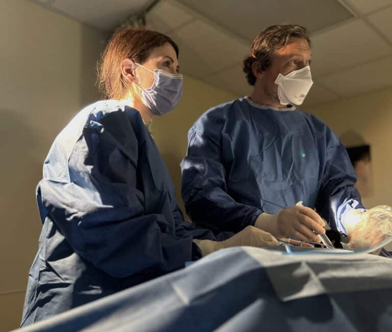 First-in-Canada procedure seeks to remove thyroid nodules with reduced side effects